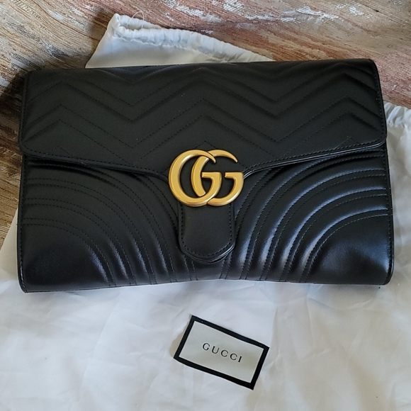 Gucci Marmont Clutch - Picture 3 of 8